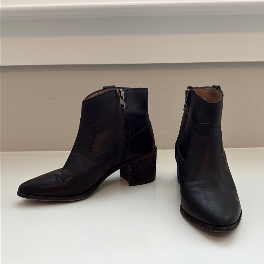 Madewell Black Leather Ankle Heeled Boots - Size 6